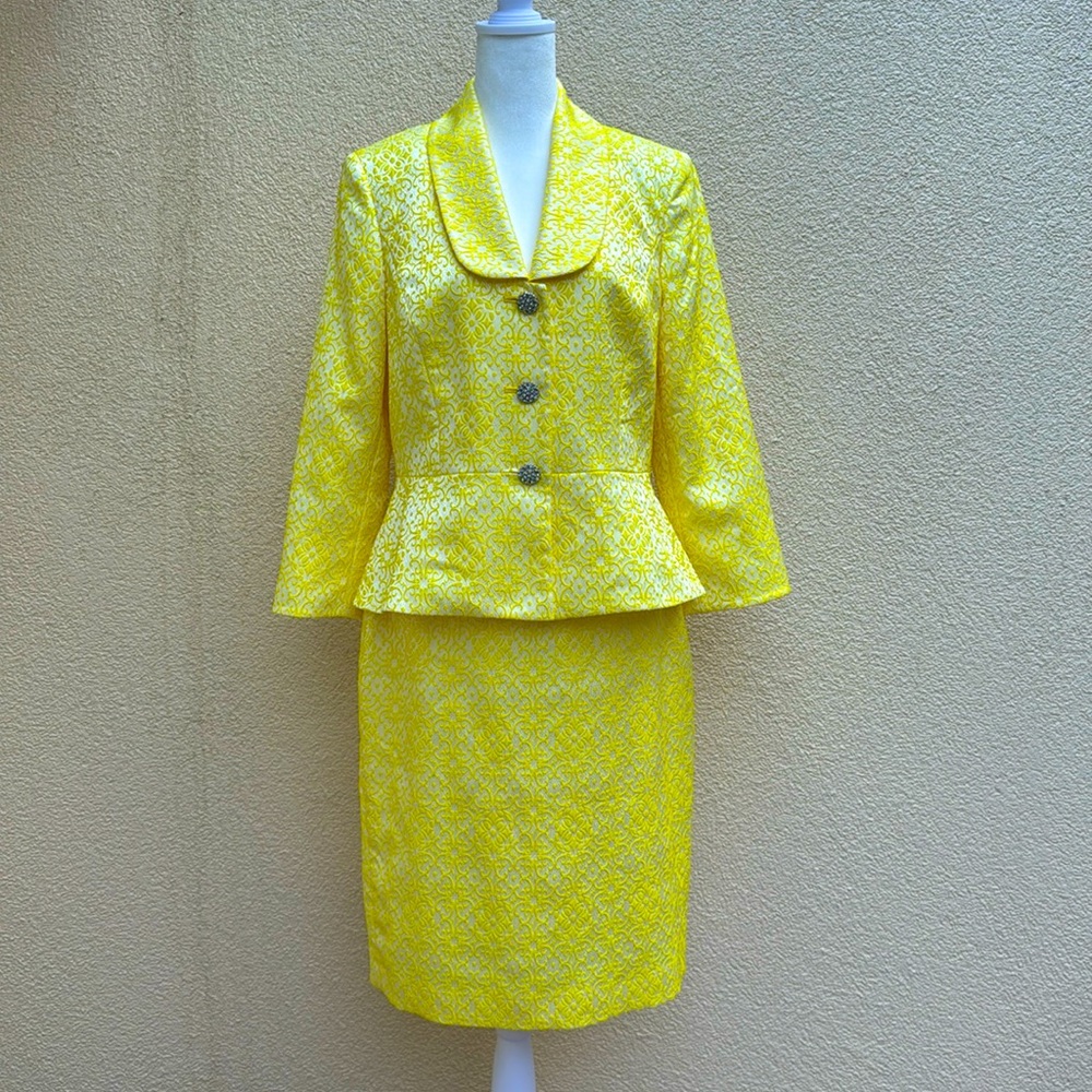 Albert Nipon Floral Jacquard Jacket w/ Pencil Skirt, Yellow/White - Picture 2 of 10